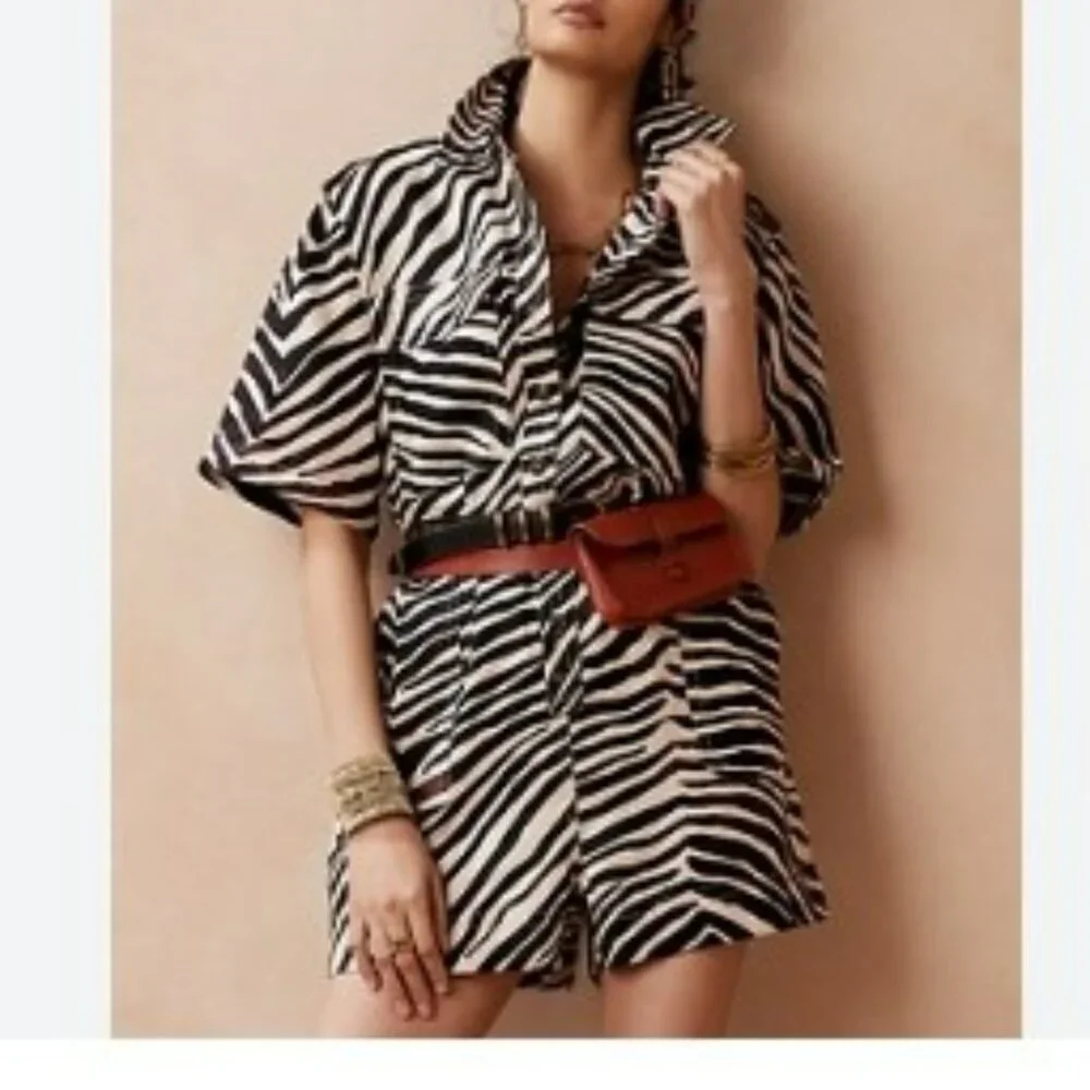 Banana Republic Zebra Safari Romper 100% Linen Size M‎ Belted Shorts